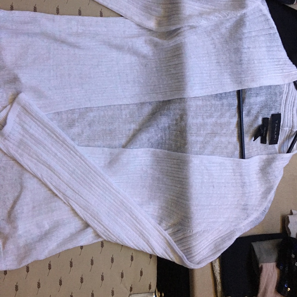 3 sweats - Picture 4 of 4